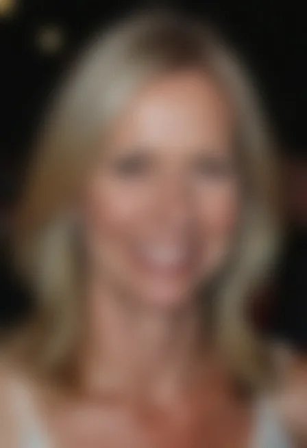 Ingrid, 44