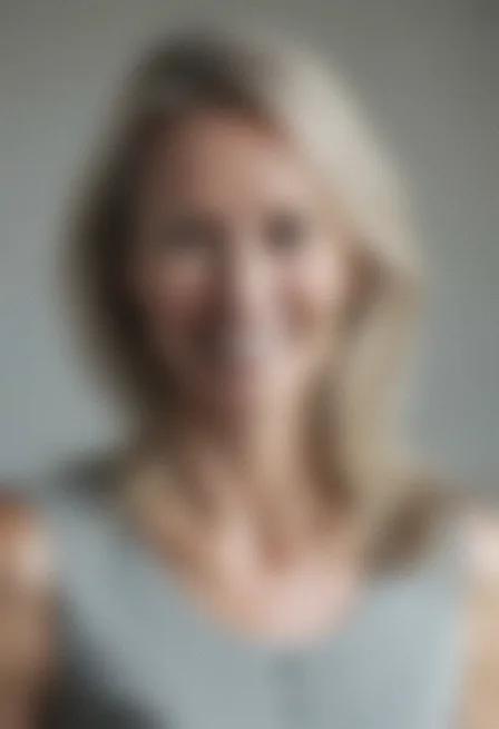 Kristin, 44